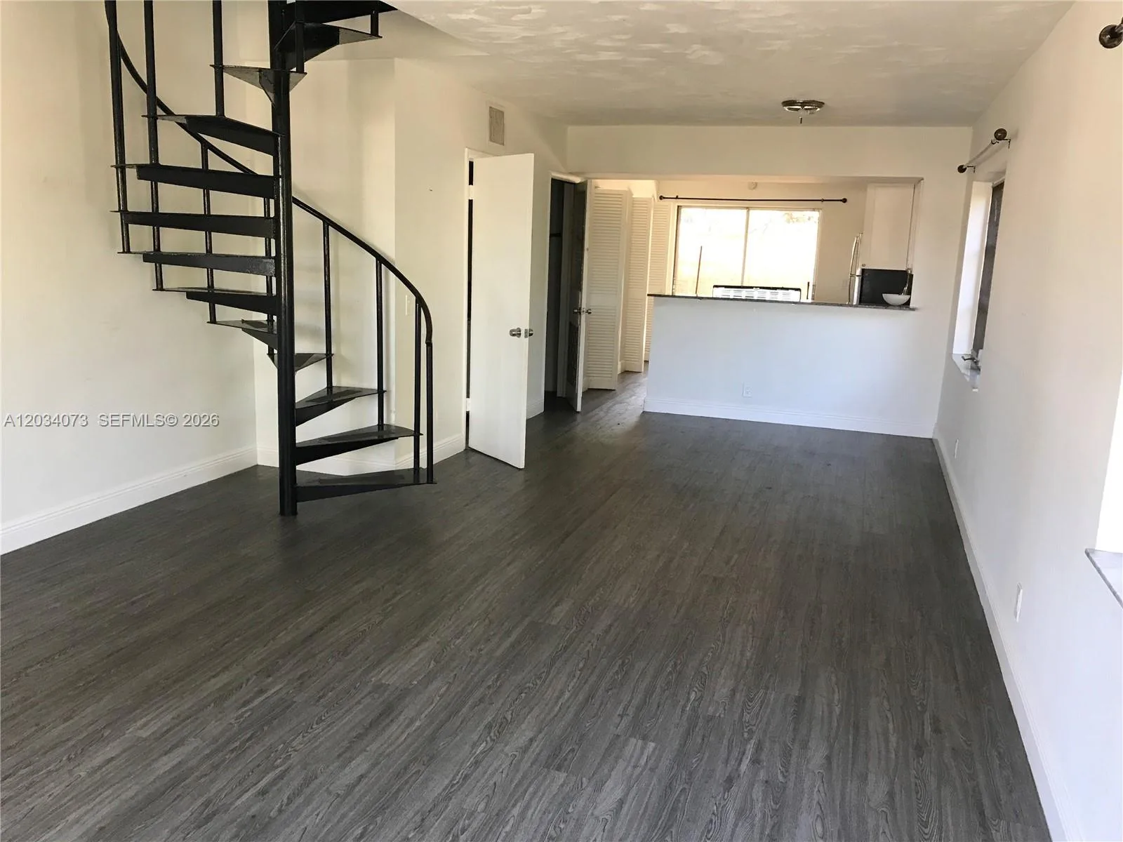 2444 SW 58 Mnr, Dania Beach, FL 33312