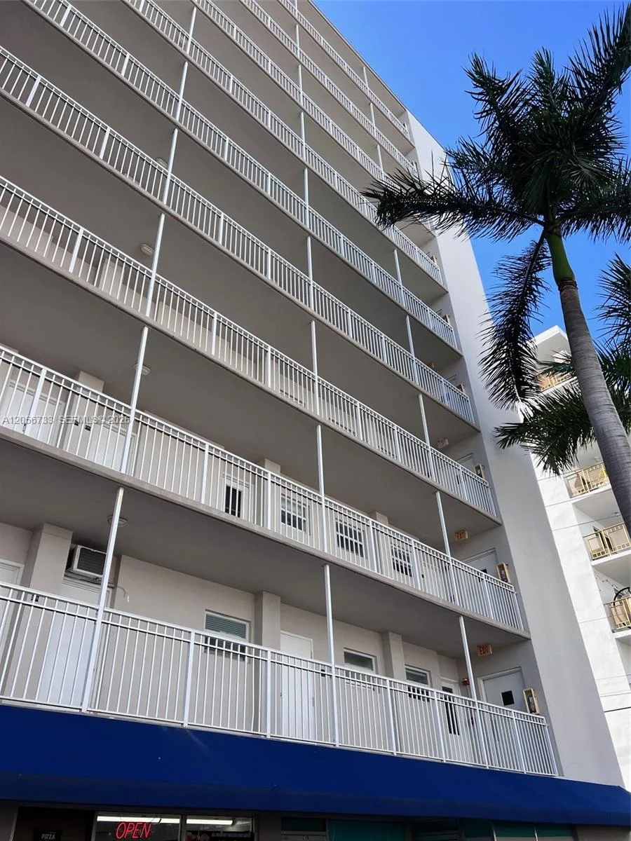 1300 Lincoln Rd # D304, Miami Beach, FL 33139 photo 3