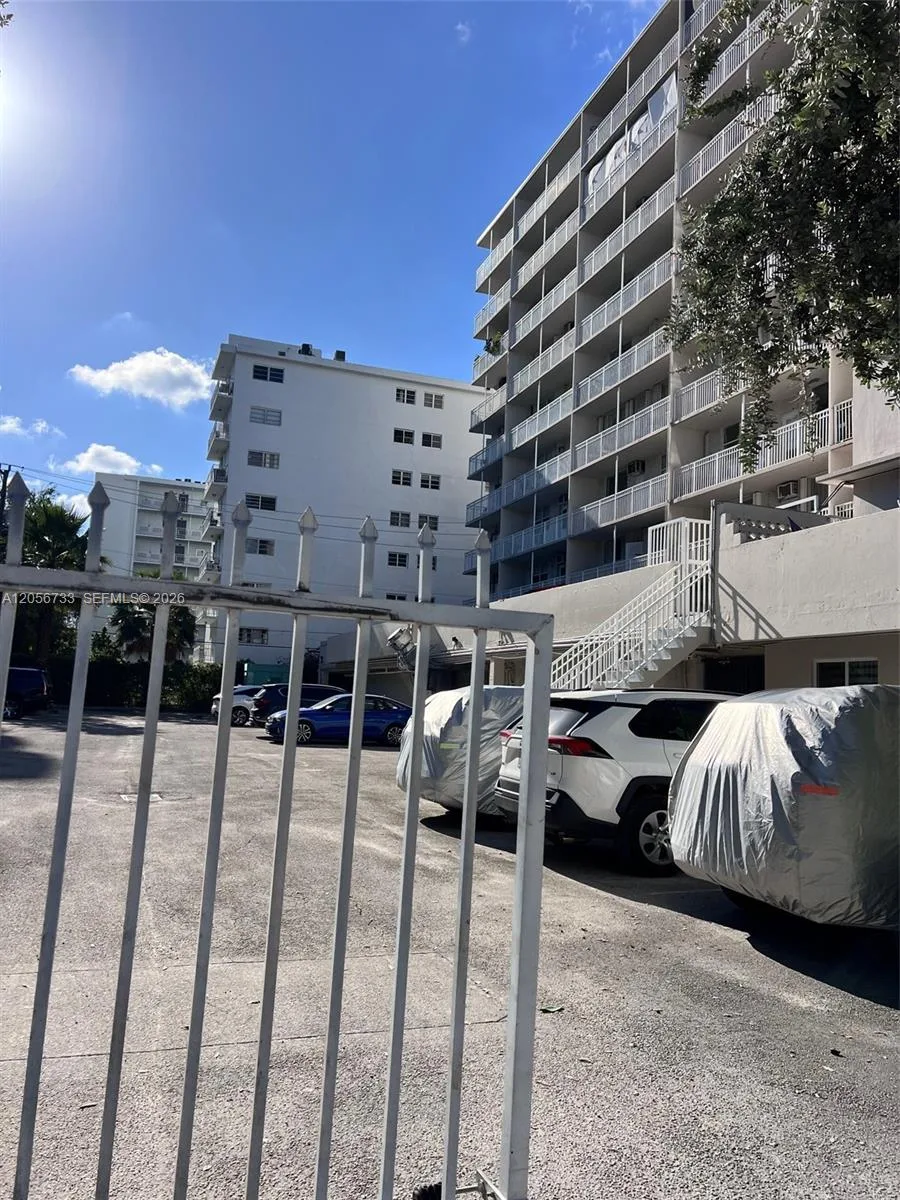 1300 Lincoln Rd # D304, Miami Beach, FL 33139 photo 6