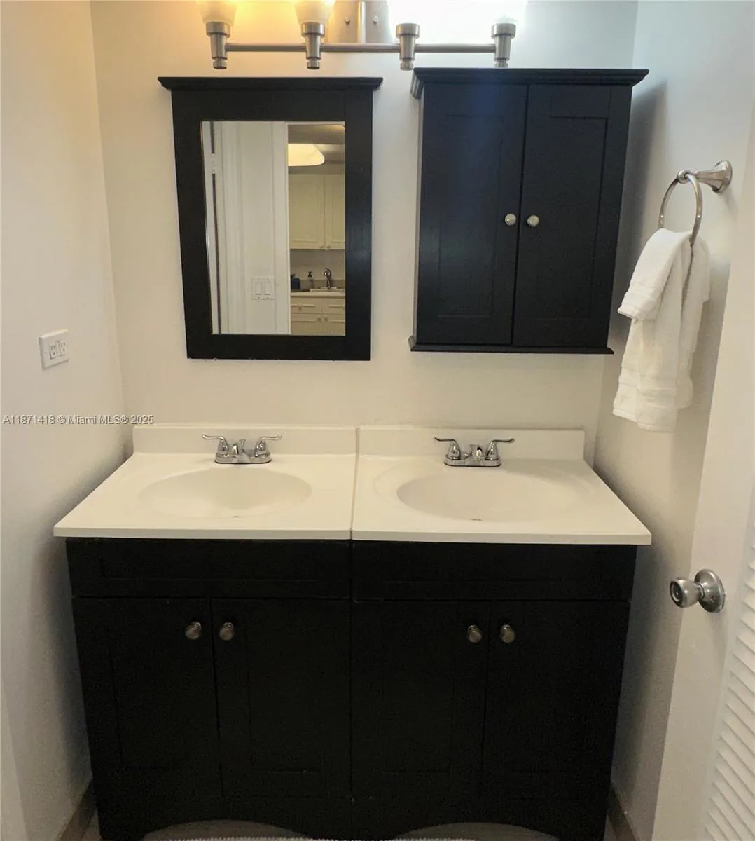 2301 Collins Ave # 420, Miami Beach, FL 33139 photo 9