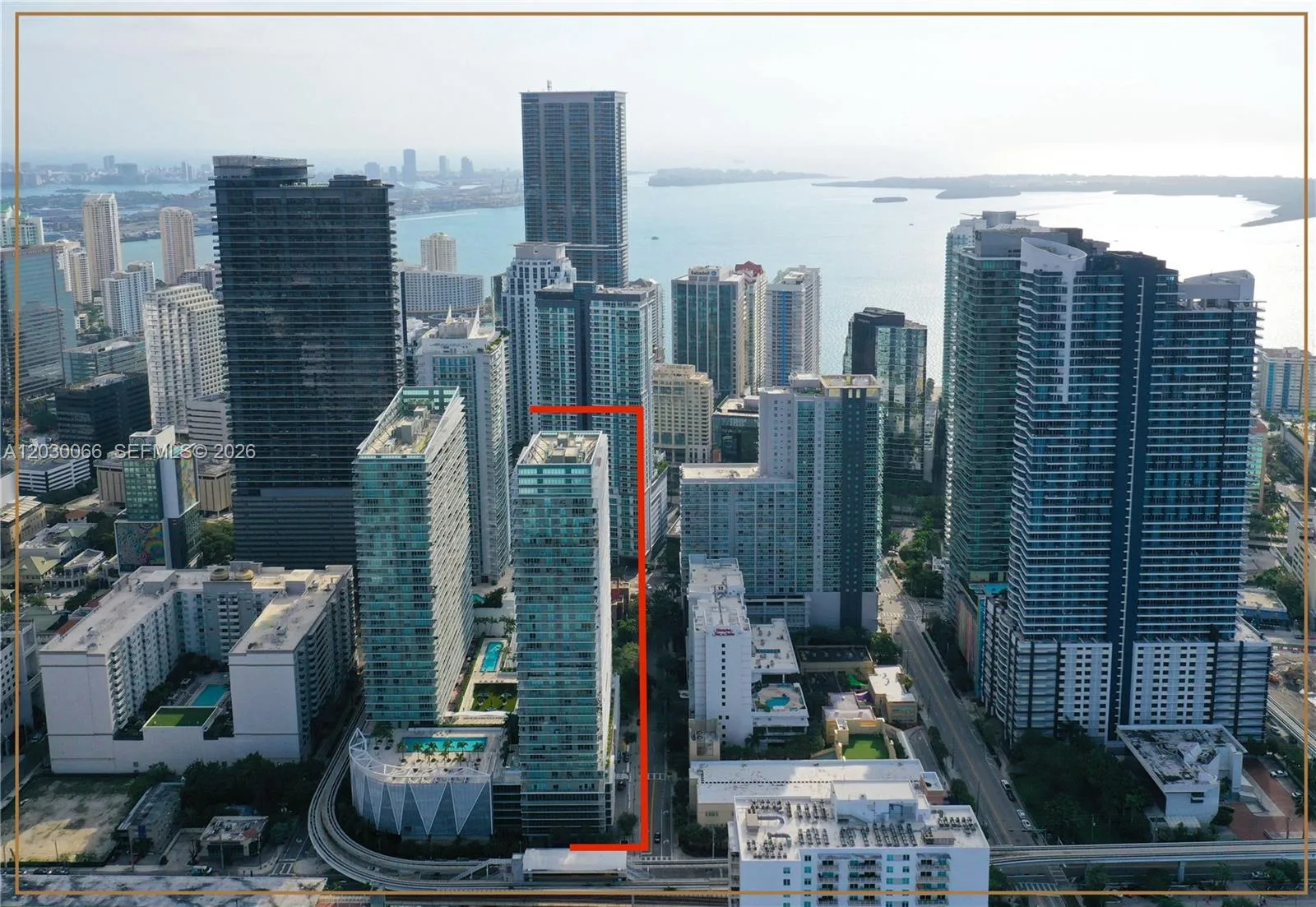 79 SW 12th St # 3201-S, Miami, FL 33130