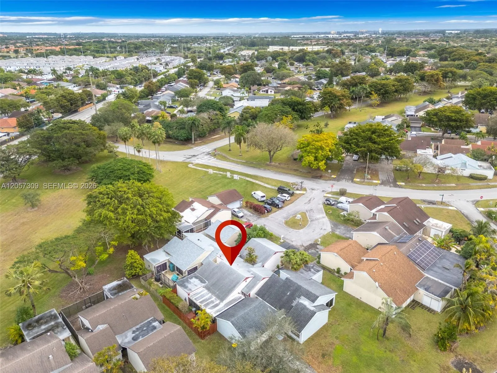 1304 Redstart Ct, Homestead, FL 33035 photo 4
