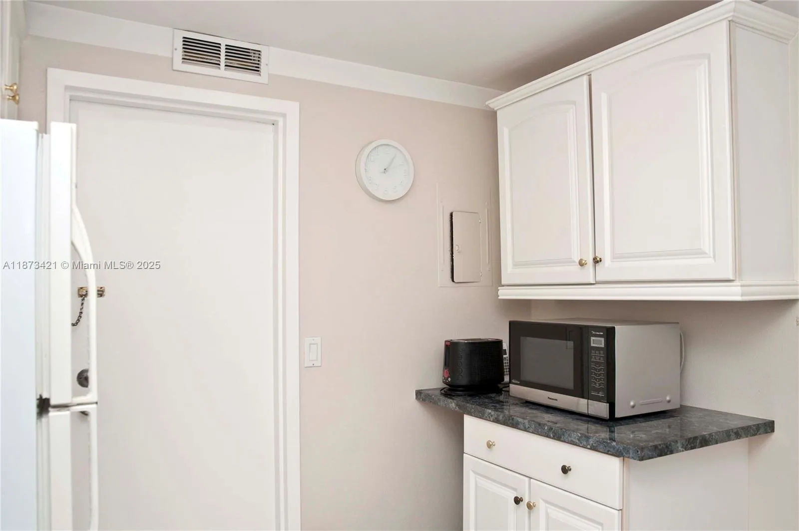 2201 S Ocean Dr # 1606, Hollywood, FL 33019 photo 11