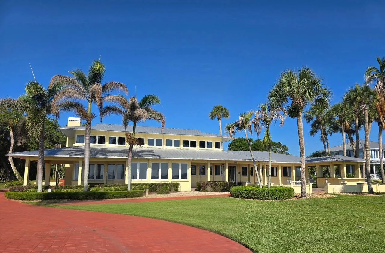 3209 N Indian River Drive, Fort Pierce, FL 34946