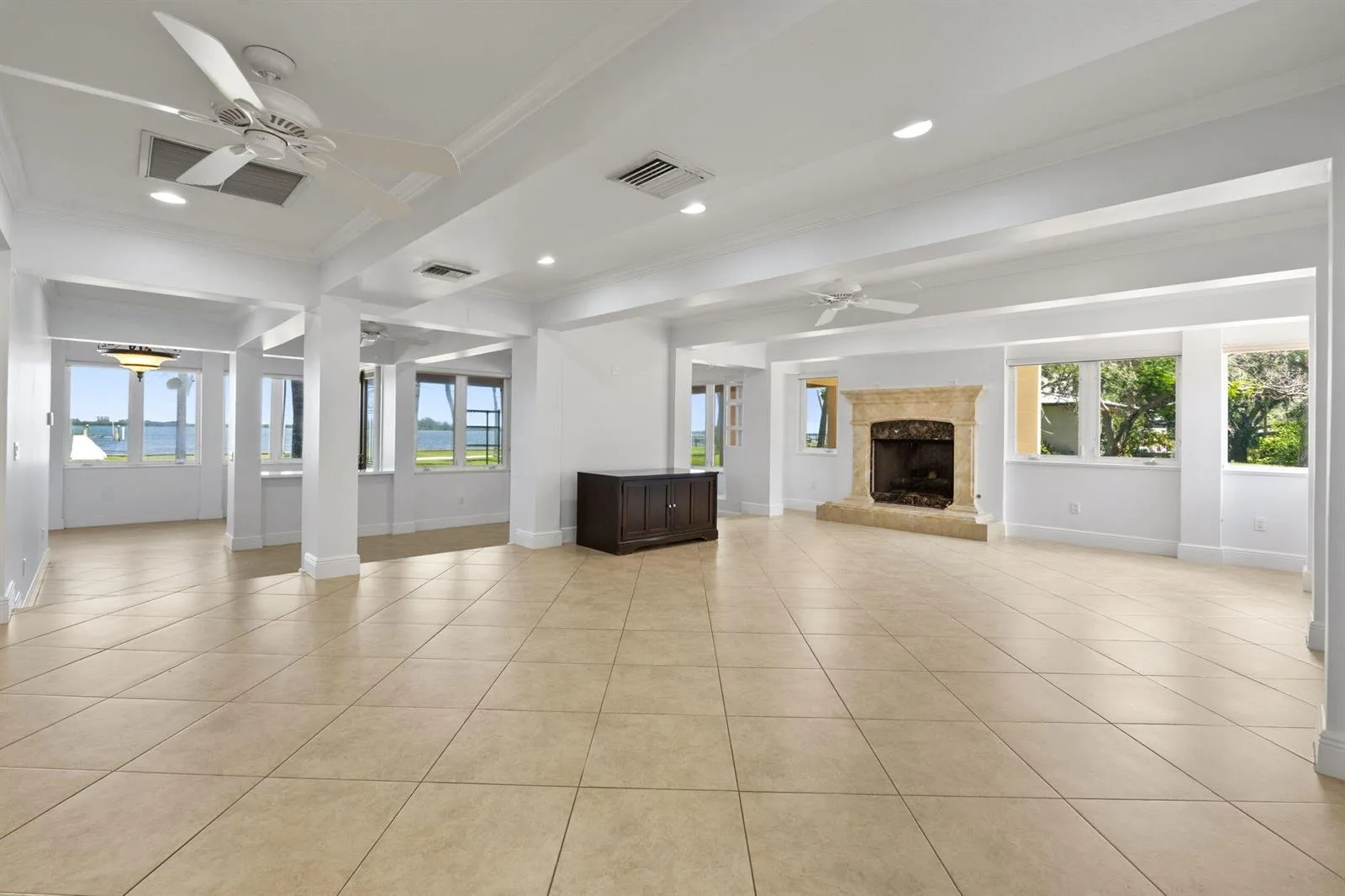 3209 N Indian River Drive, Fort Pierce, FL 34946 photo 8