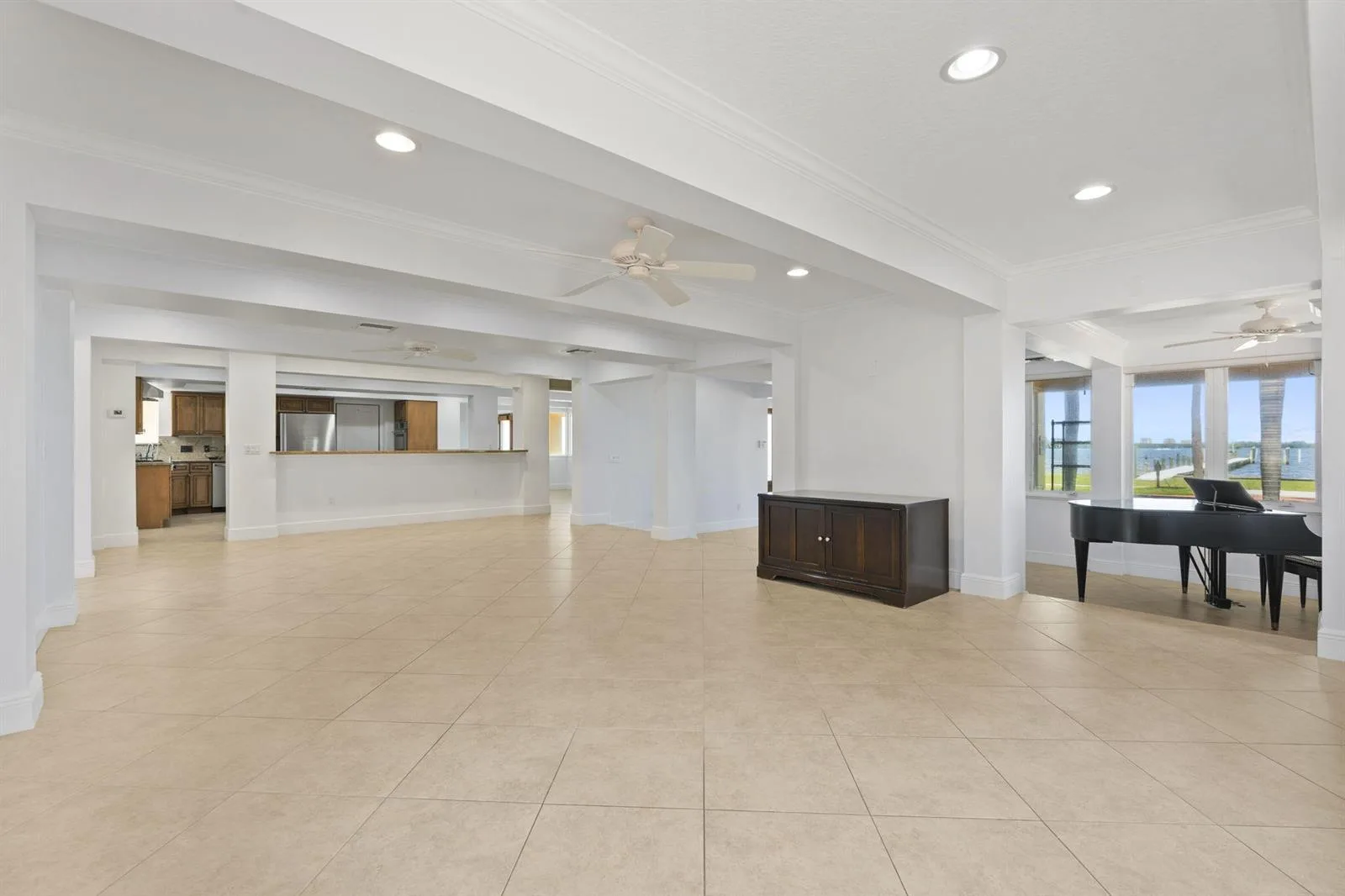3209 N Indian River Drive, Fort Pierce, FL 34946 photo 9