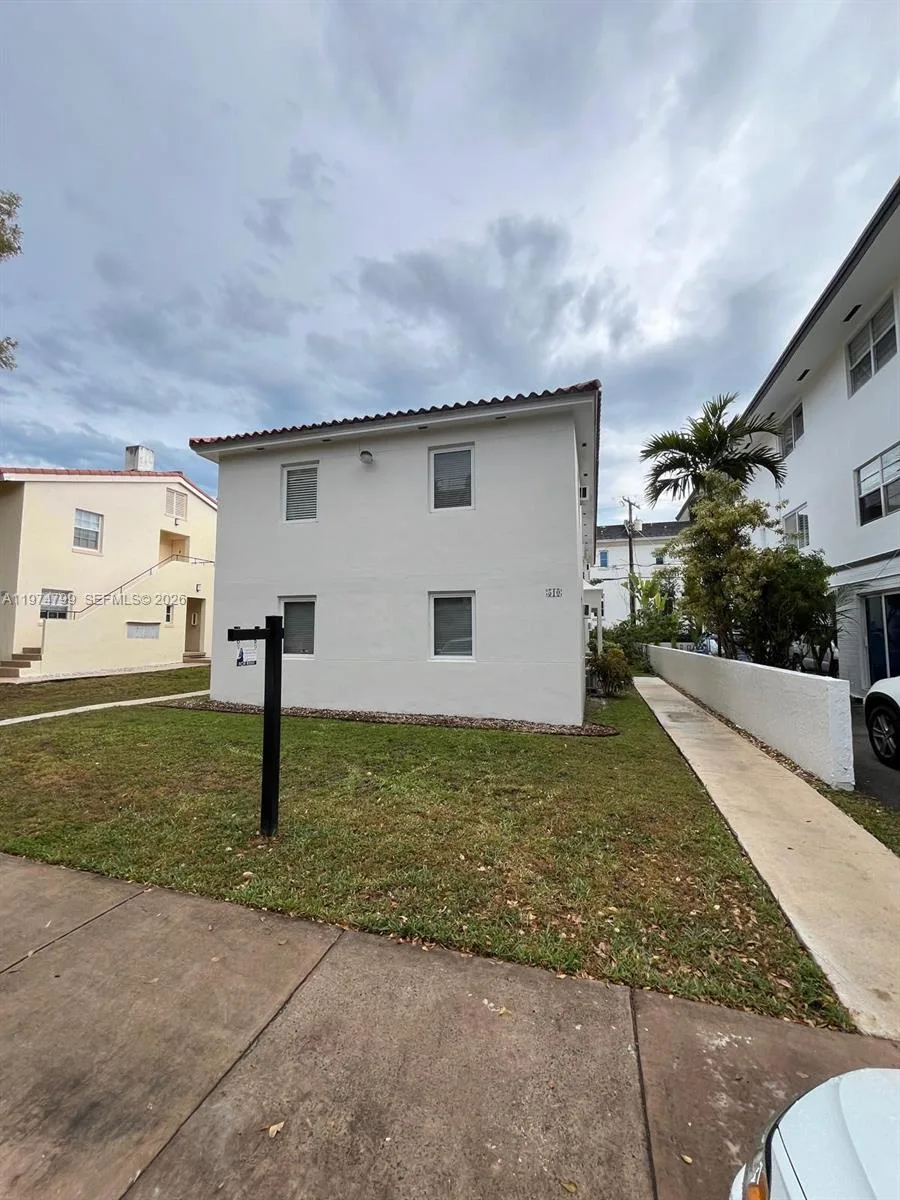 510 Santander Ave # 1, Coral Gables, FL 33134