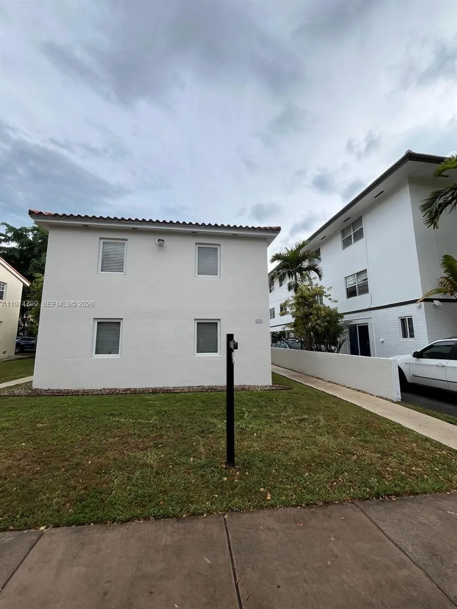 510 Santander Ave # 1, Coral Gables, FL 33134 photo 3