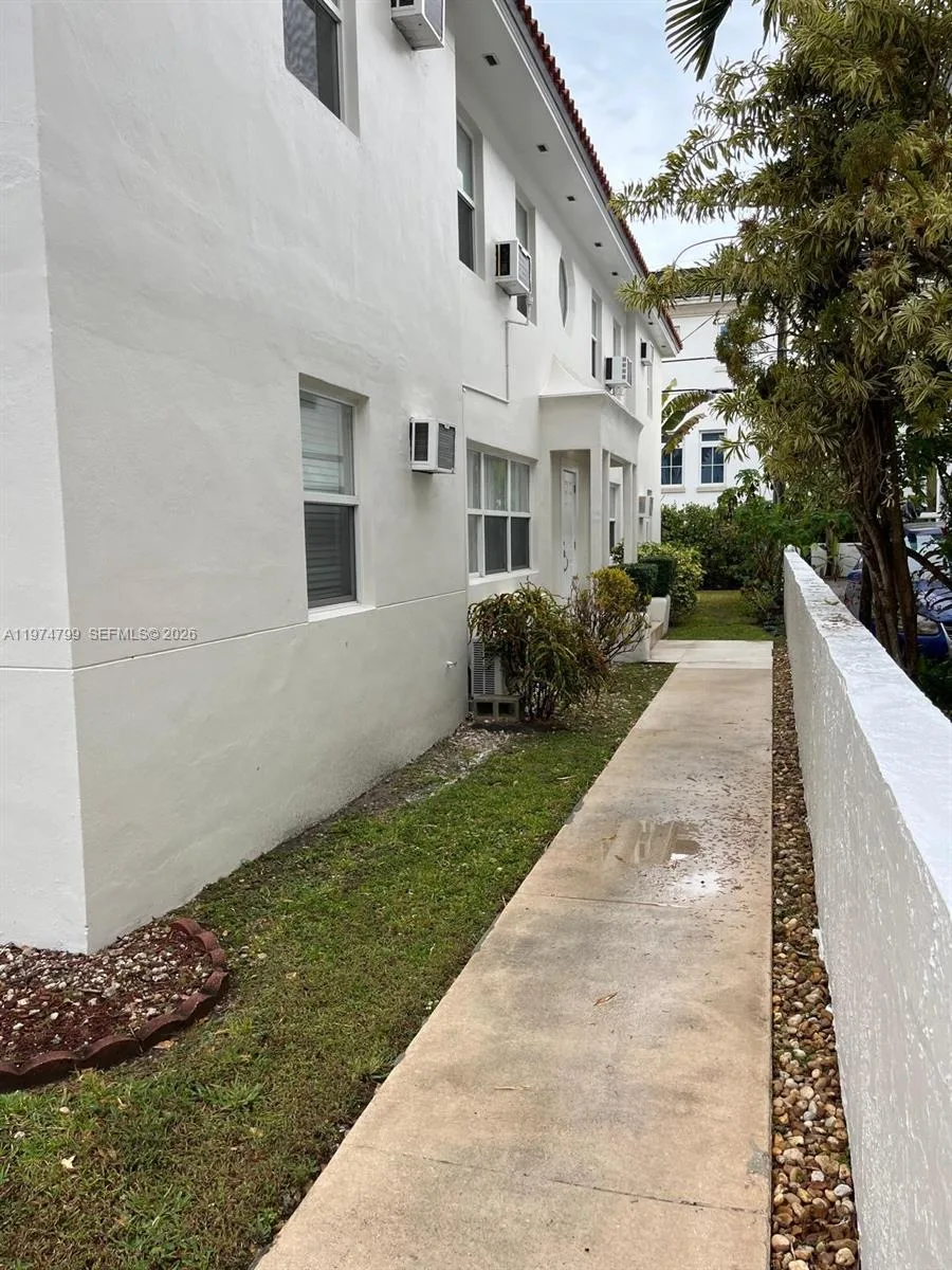 510 Santander Ave # 1, Coral Gables, FL 33134 photo 4
