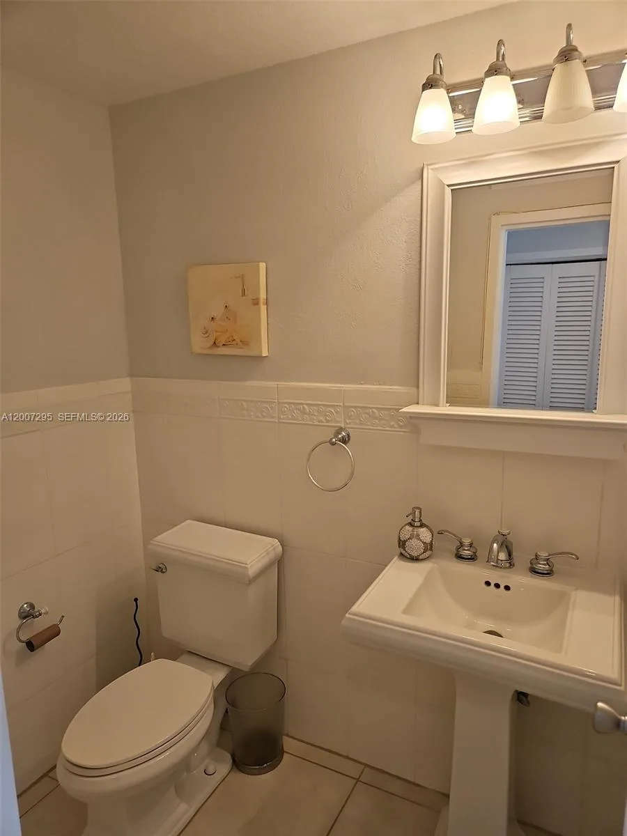 3505 S Ocean Dr # 318, Hollywood, FL 33019 photo 9