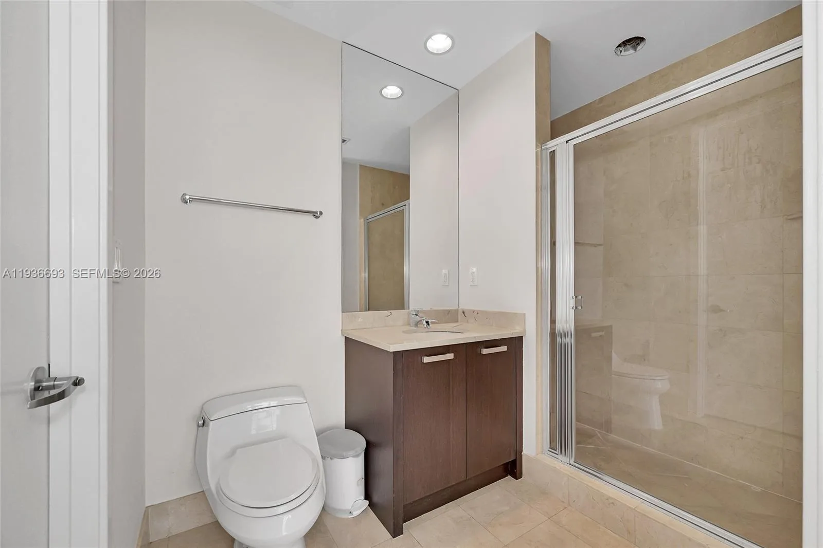 18101 Collins Ave # 1609, Sunny Isles Beach, FL 33160 photo 9