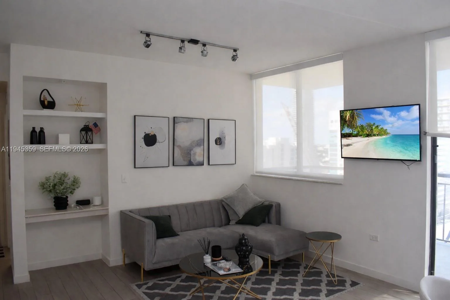 999 SW 1st Ave # 2214, Miami, FL 33130 photo 4