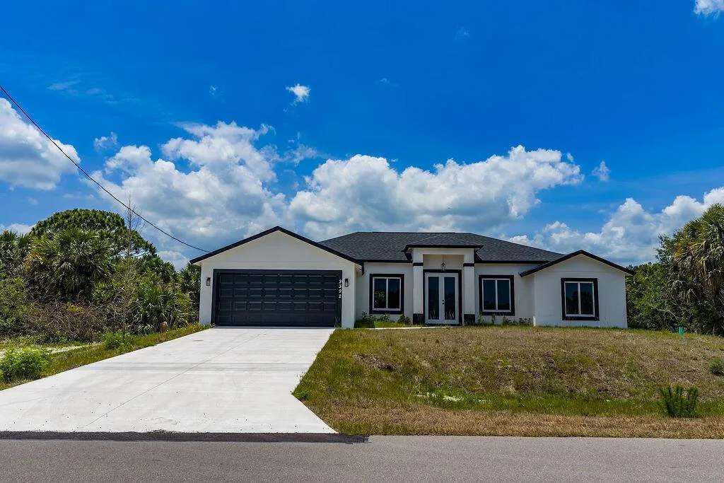 2392 SW Madden Ave Avenue, Palm Bay, FL 32908