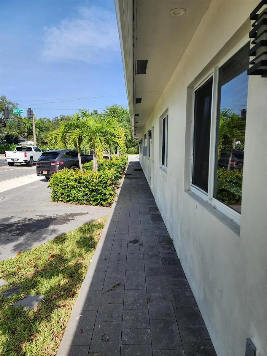 315 SW 7TH Street # 1, Fort Lauderdale, FL 33315 photo 10