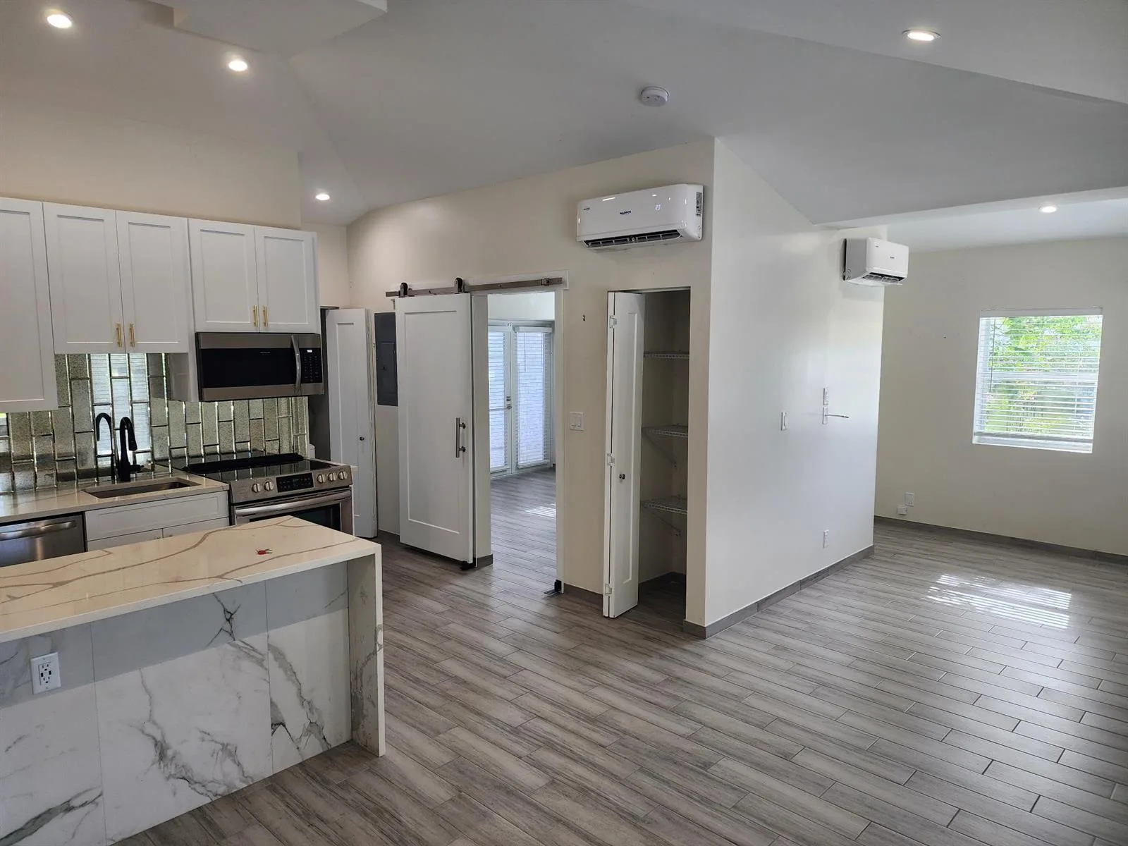 315 SW 7TH Street # 1, Fort Lauderdale, FL 33315 photo 8