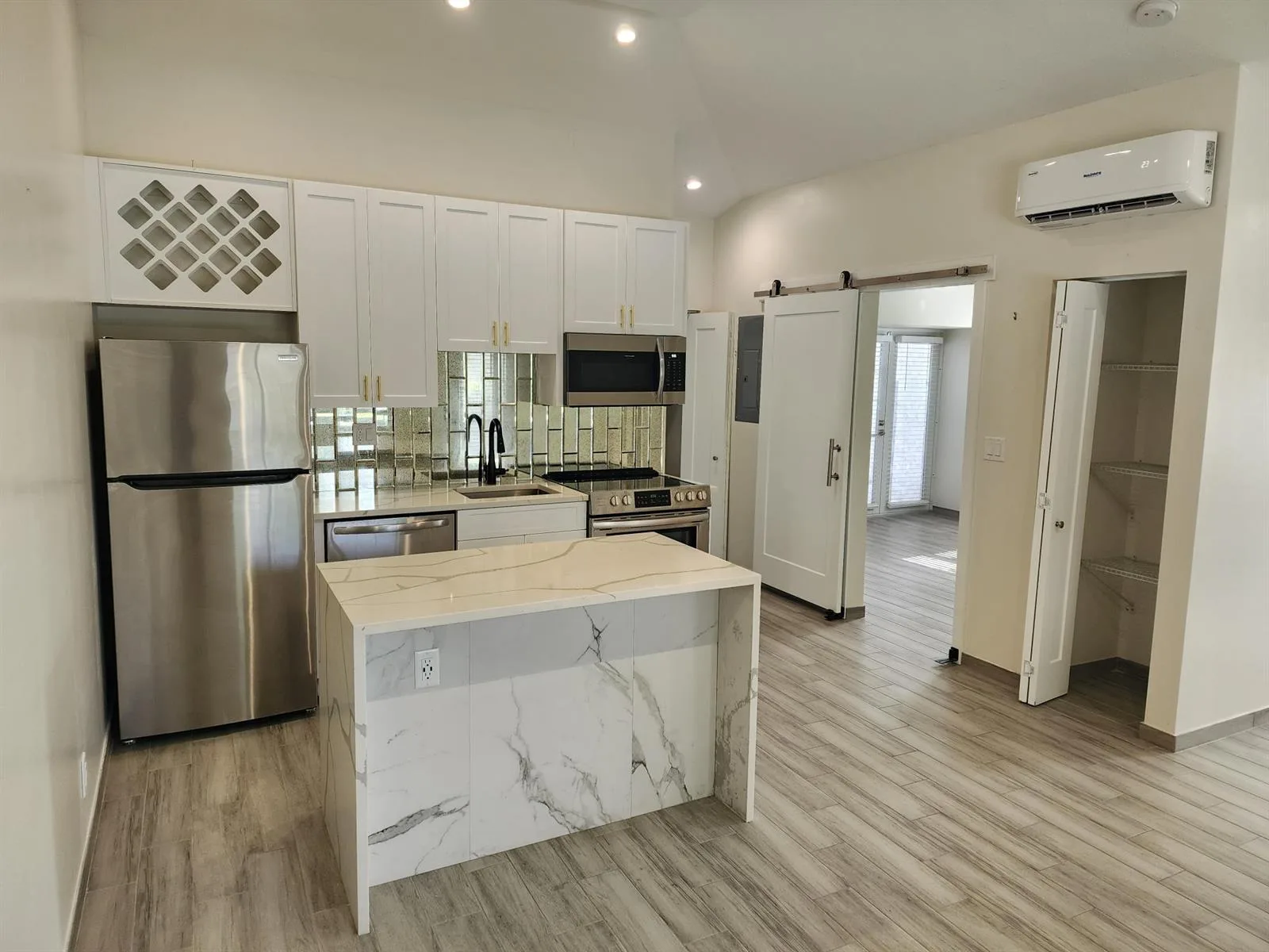 315 SW 7TH Street # 1, Fort Lauderdale, FL 33315 photo 9
