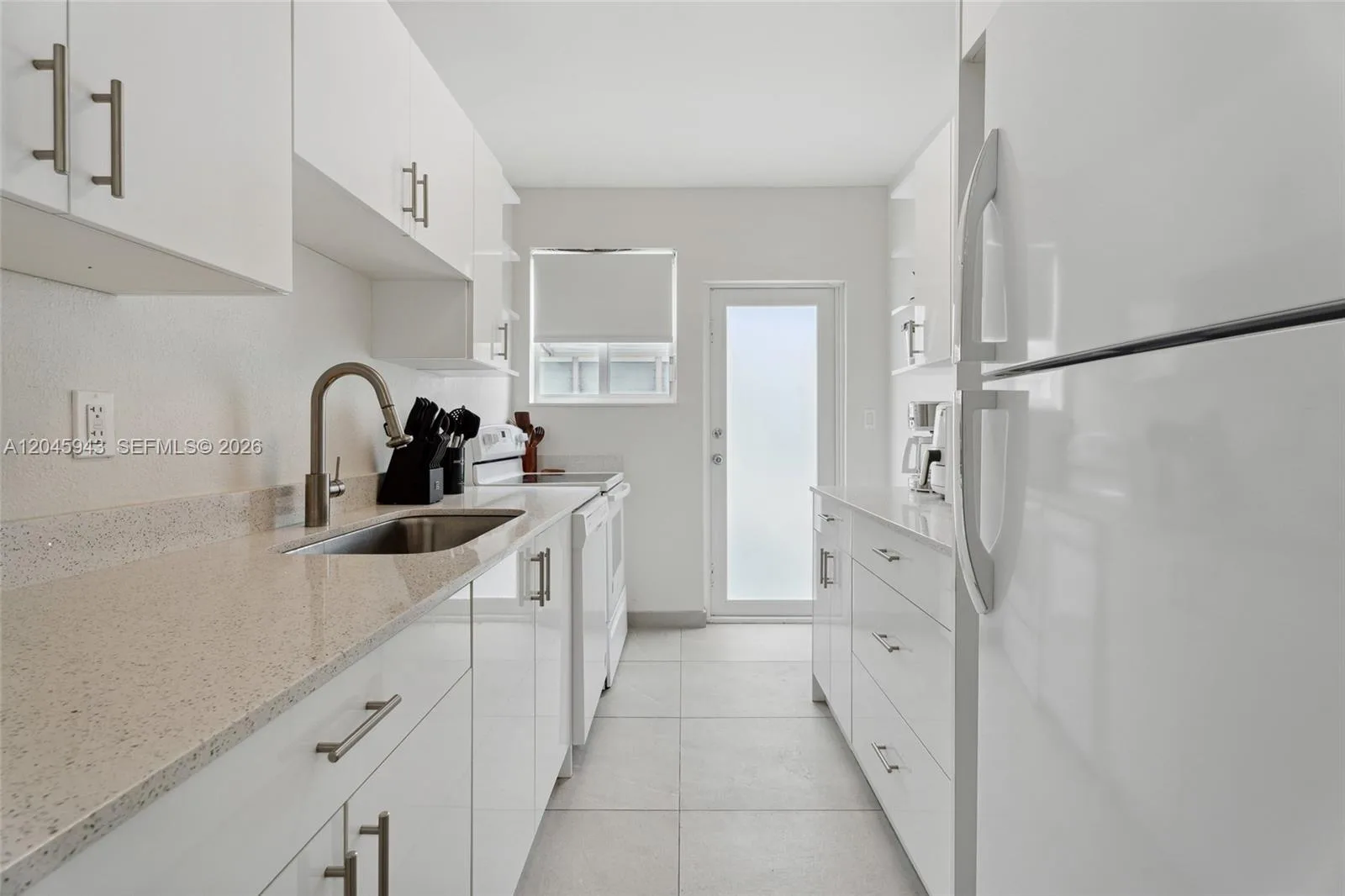 835 80th St # 3, Miami Beach, FL 33141 photo 2