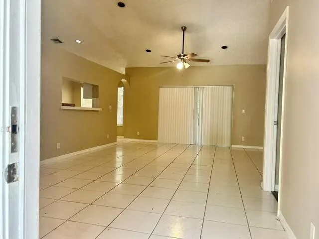 7570 NW 47TH Avenue, Coconut Creek, FL 33073 — zdjęcie 3
