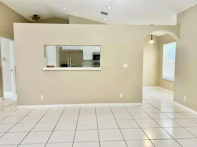 7570 NW 47TH Avenue, Coconut Creek, FL 33073 — zdjęcie 4