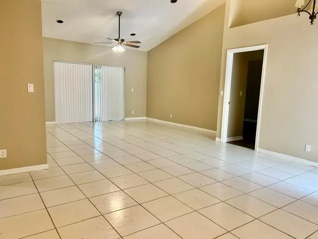 7570 NW 47TH Avenue, Coconut Creek, FL 33073 — zdjęcie 5