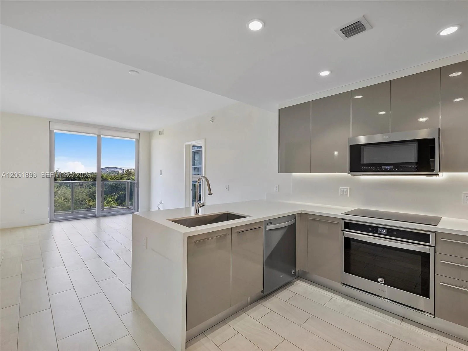2000 Metropica Way # 502, Sunrise, FL 33323 photo 4