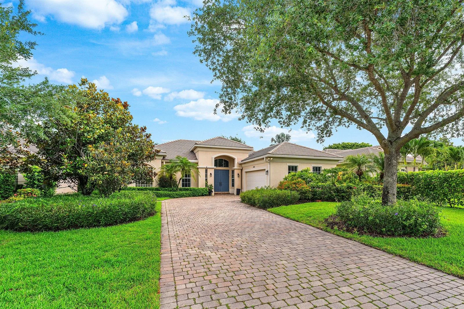 2068 Wightman Drive, Wellington, FL 33414