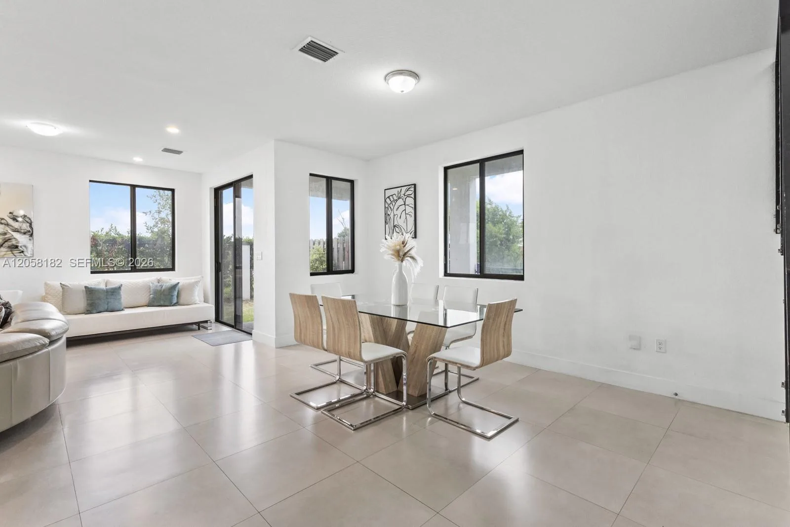 15725 SW 136th Ter, Miami, FL 33196 photo 9