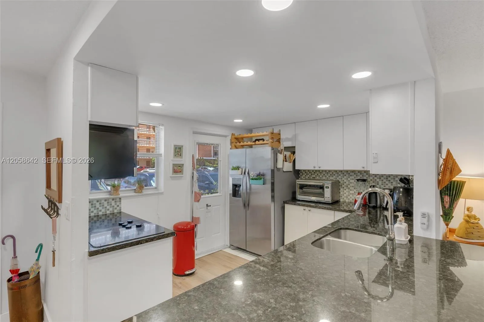 233 NE 14th Ave # 108, Hallandale Beach, FL 33009 photo 10