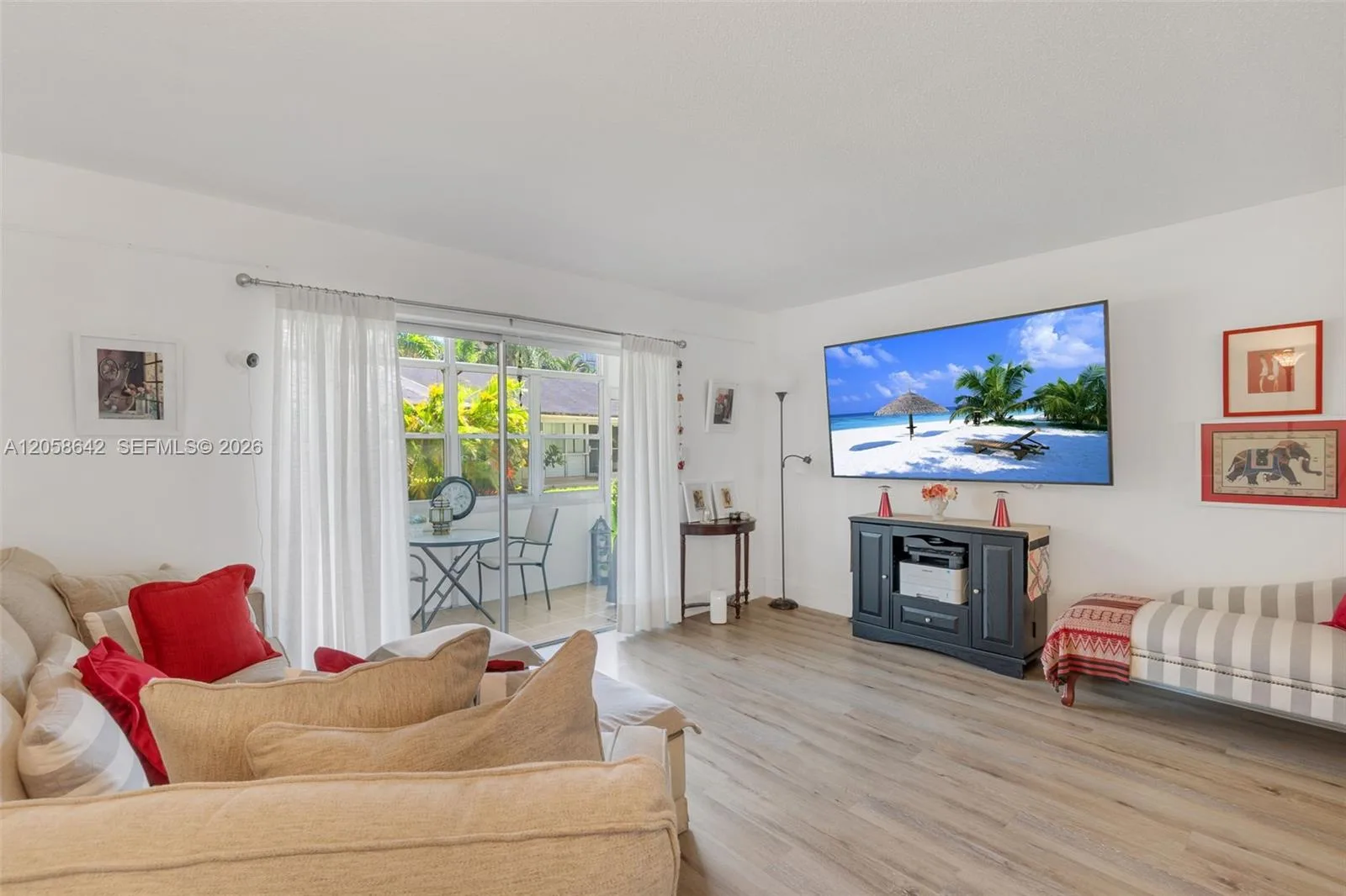 233 NE 14th Ave # 108, Hallandale Beach, FL 33009 photo 3