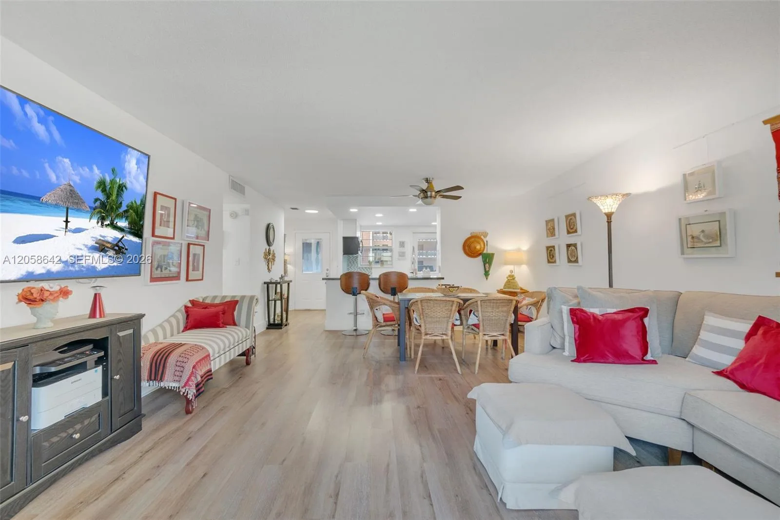 233 NE 14th Ave # 108, Hallandale Beach, FL 33009 photo 4