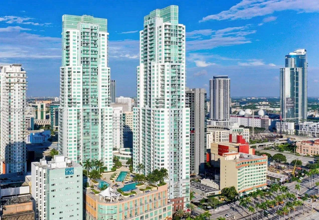 253 NE 2nd St # 226, Miami, FL 33132