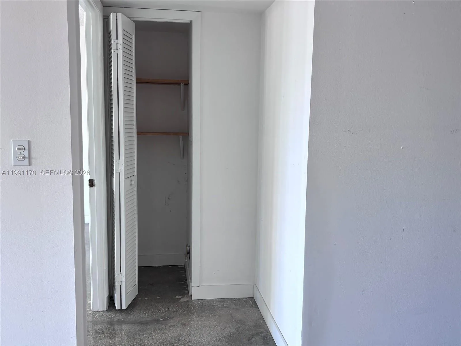 400 S Pointe Dr # 408, Miami Beach, FL 33139 photo 5