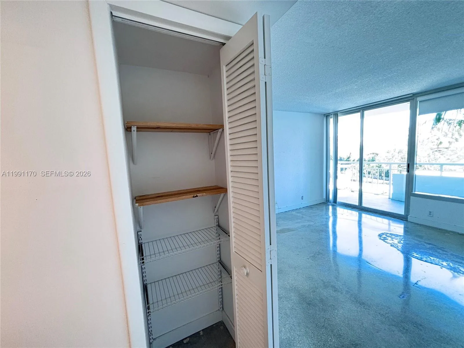 400 S Pointe Dr # 408, Miami Beach, FL 33139 photo 9