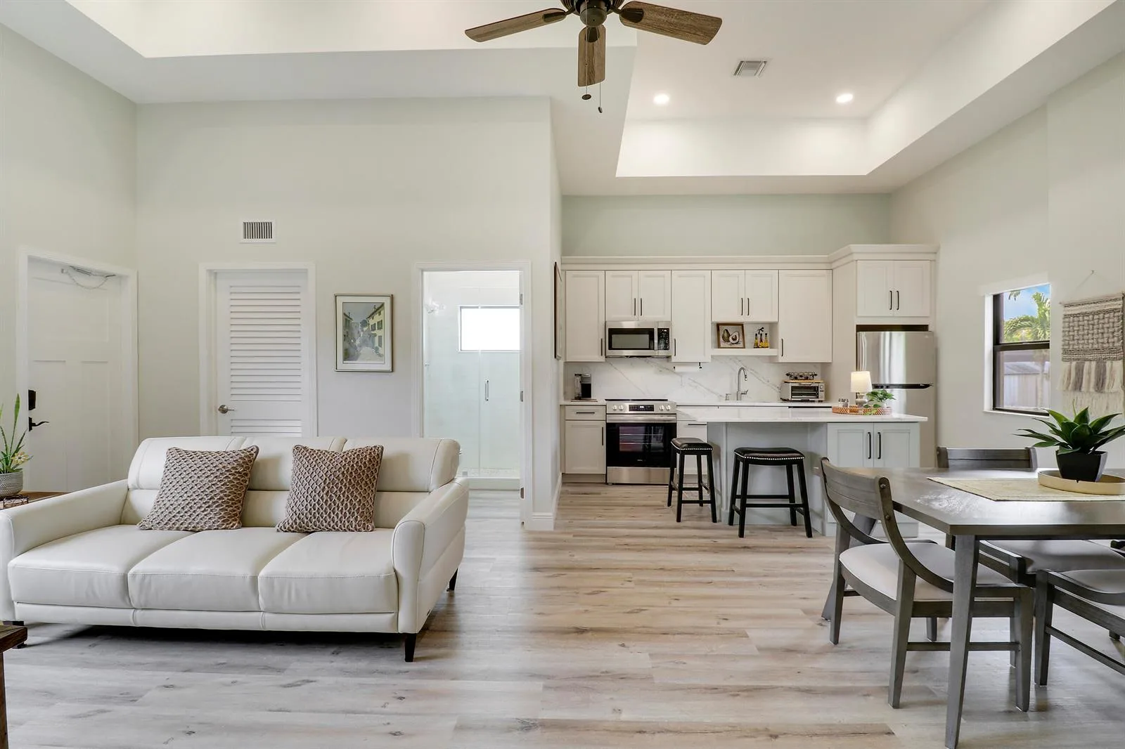 10735 Lantana Road # Gh, Lake Worth, FL 33449