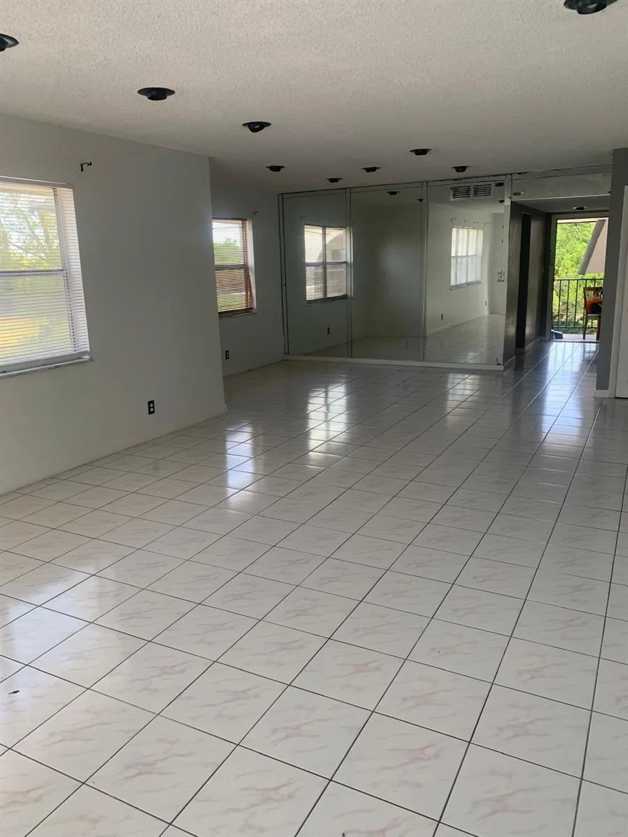 3360 SPANISH MOSS Terrace # 413, Lauderhill, FL 33319 photo 6
