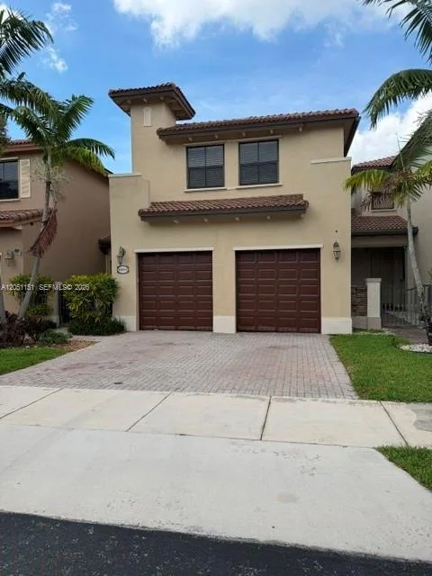 8892 SW 229th St, Cutler Bay, FL 33190