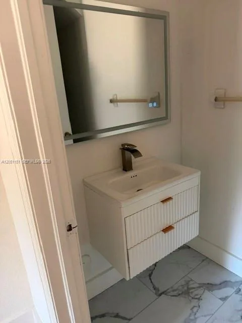 8892 SW 229th St, Cutler Bay, FL 33190 photo 3