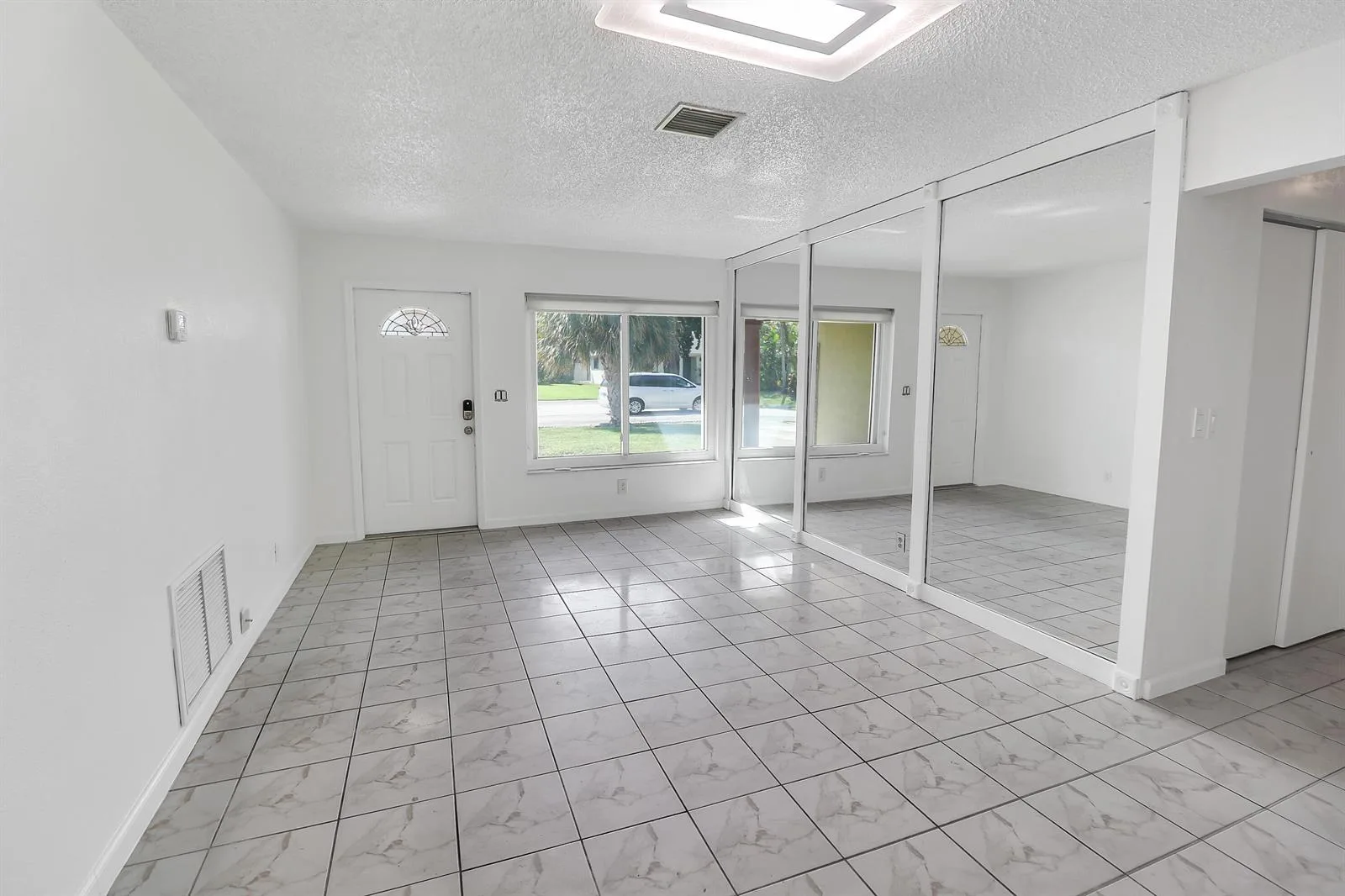 2233 NW 3rd Avenue, Boca Raton, FL 33431 photo 5