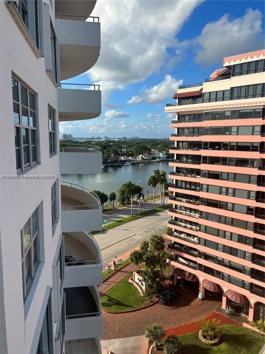 5161 COLLINS AVE # 1403, Miami Beach, FL 33140 photo 4