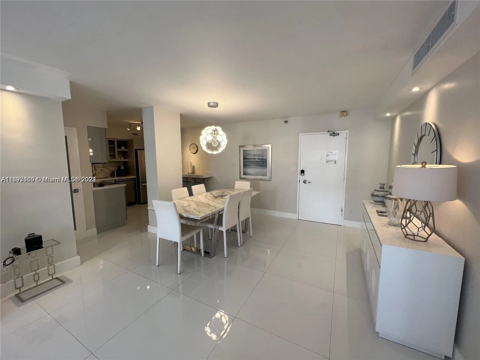 5161 COLLINS AVE # 1403, Miami Beach, FL 33140 photo 8