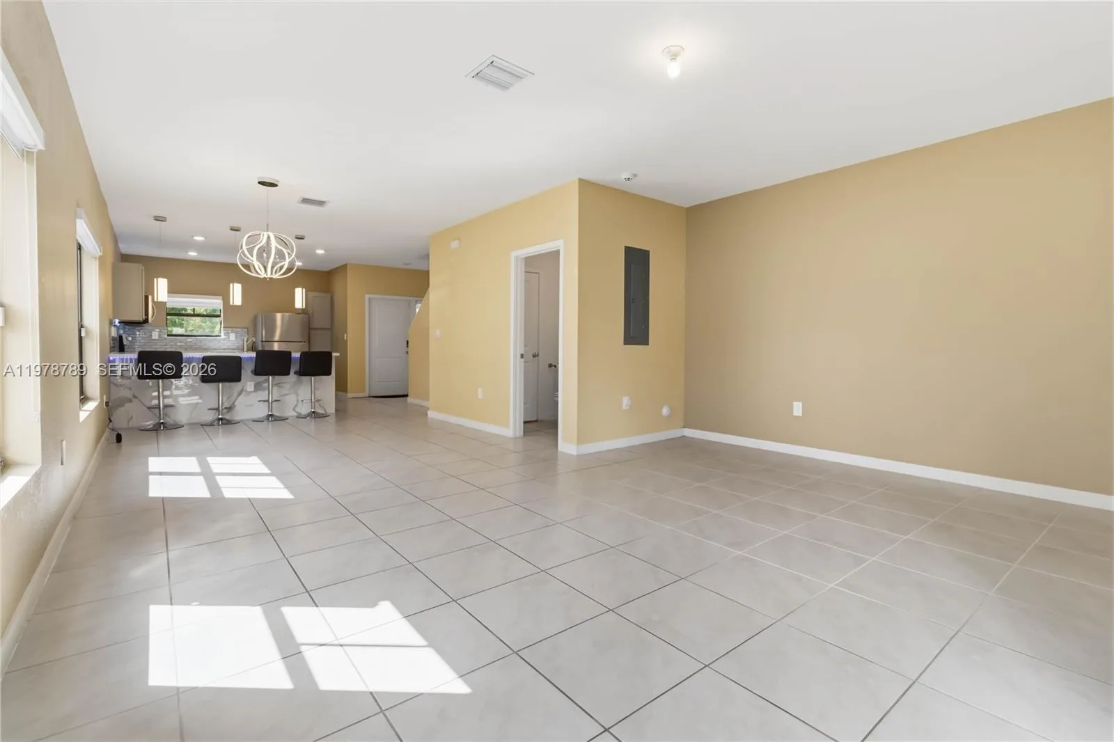 421 NE 1st Dr, Florida City, FL 33034 photo 10