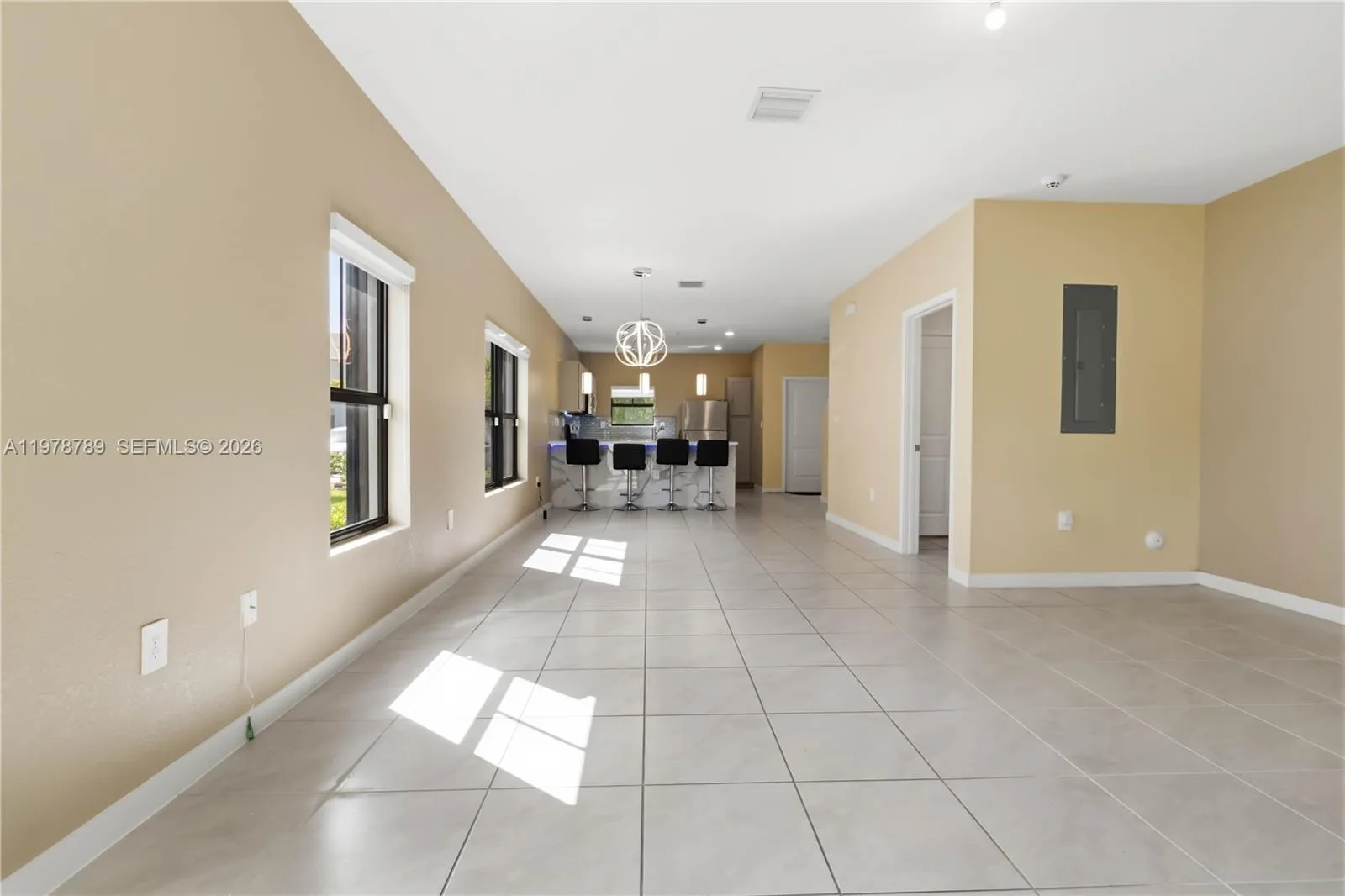 421 NE 1st Dr, Florida City, FL 33034 photo 9