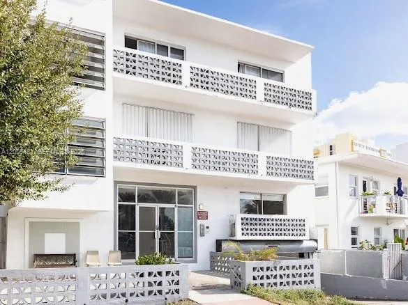 4015 Indian Creek Dr # 306, Miami Beach, FL 33140