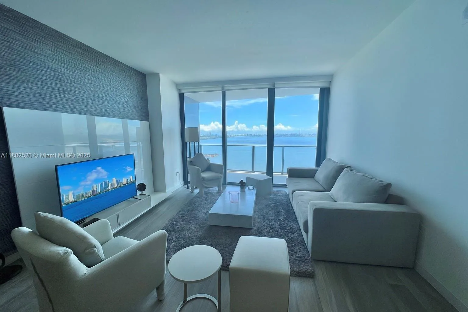 460 NE 28th St # 2306, Miami, FL 33137 photo 2