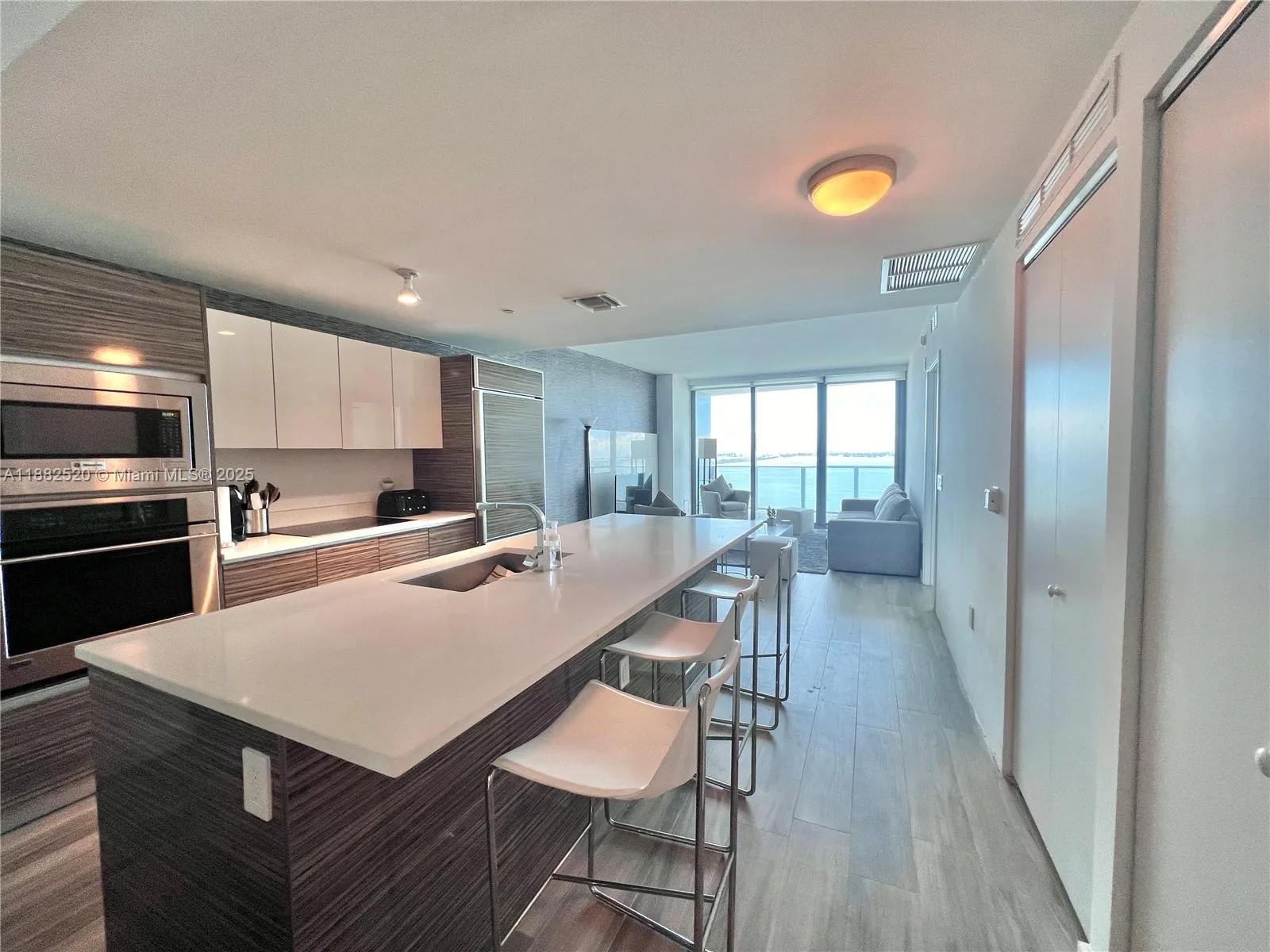 460 NE 28th St # 2306, Miami, FL 33137 photo 5