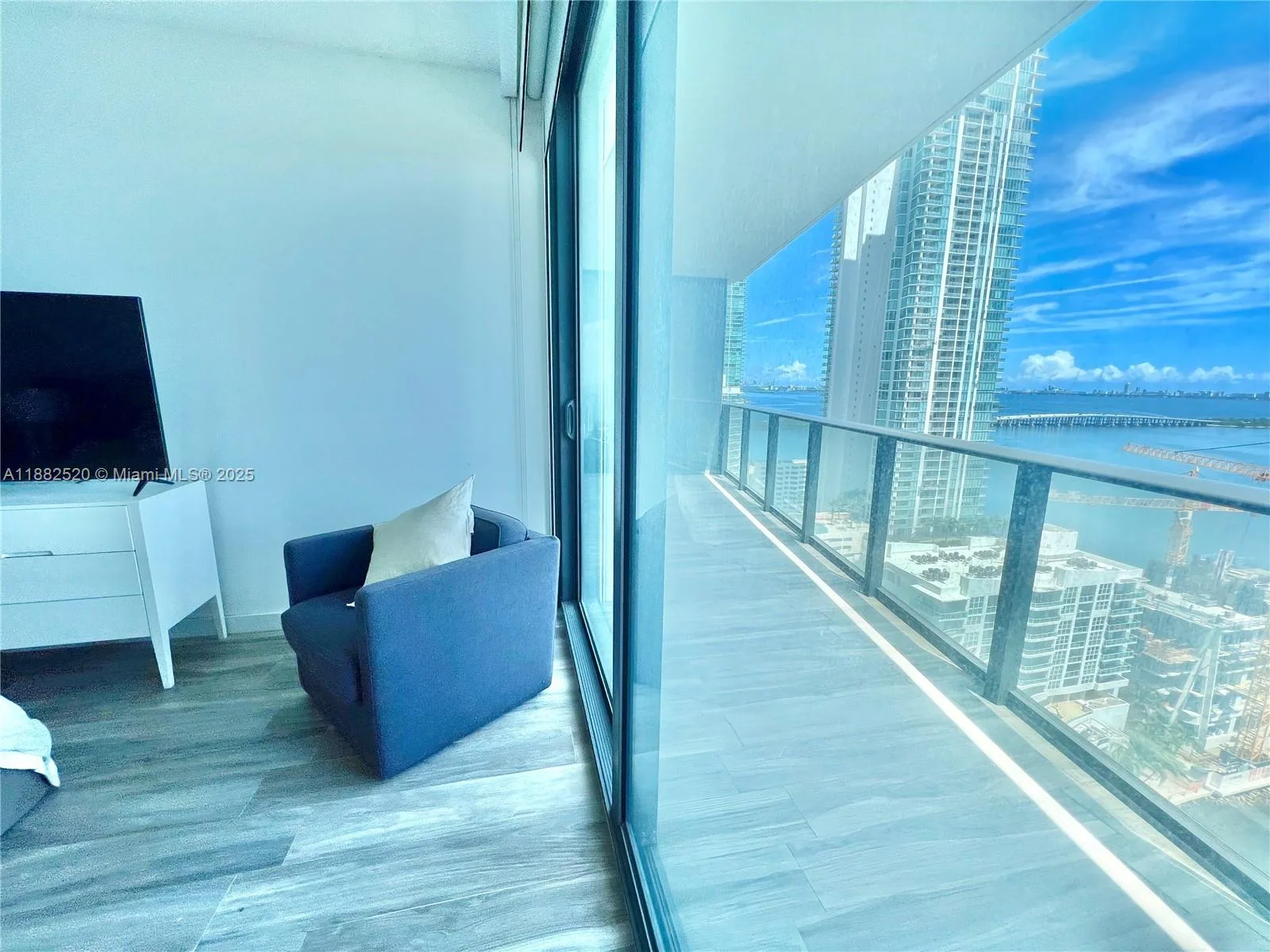 460 NE 28th St # 2306, Miami, FL 33137 photo 9