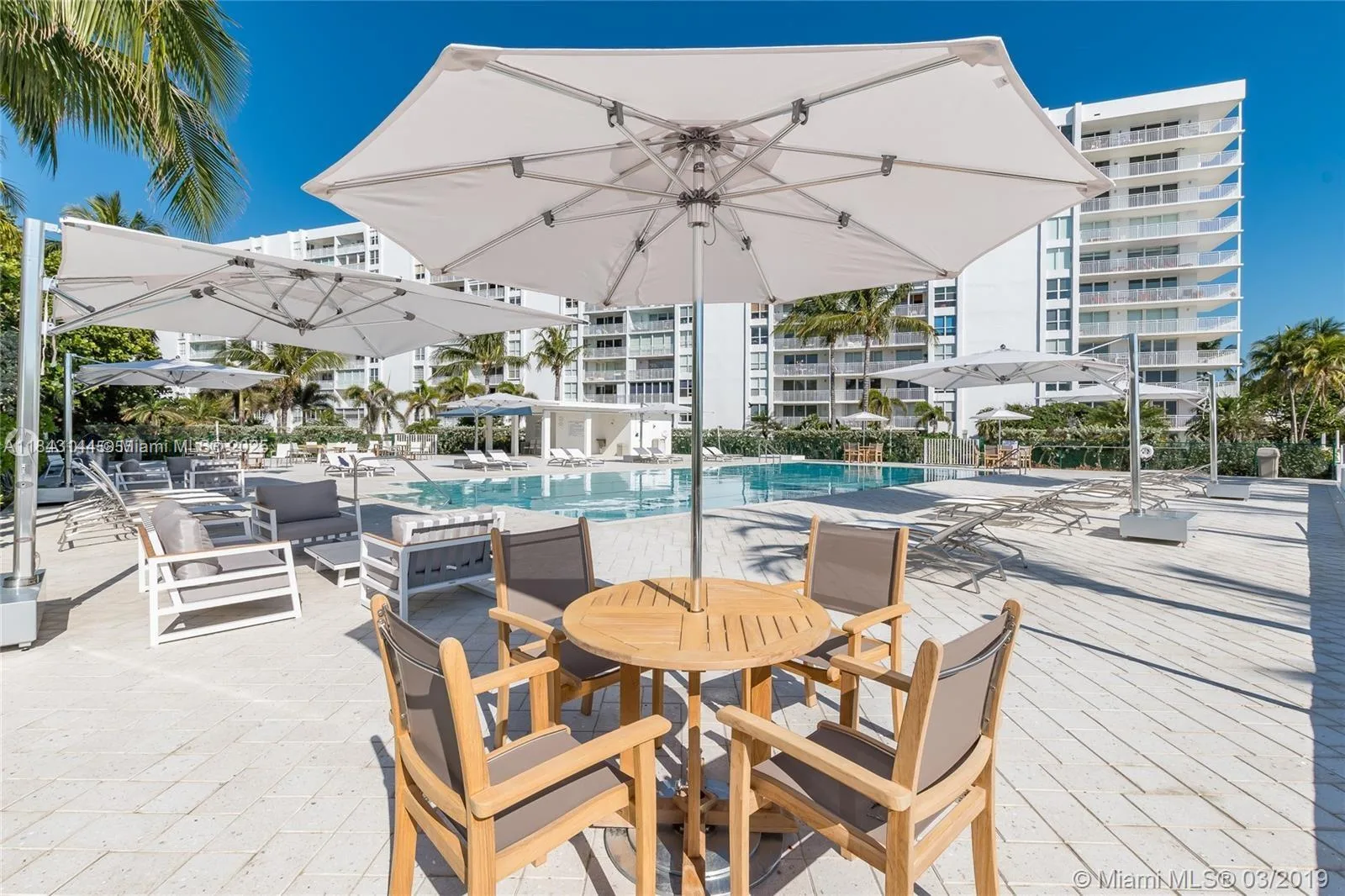 613 Ocean Dr # 8C, Key Biscayne, FL 33149