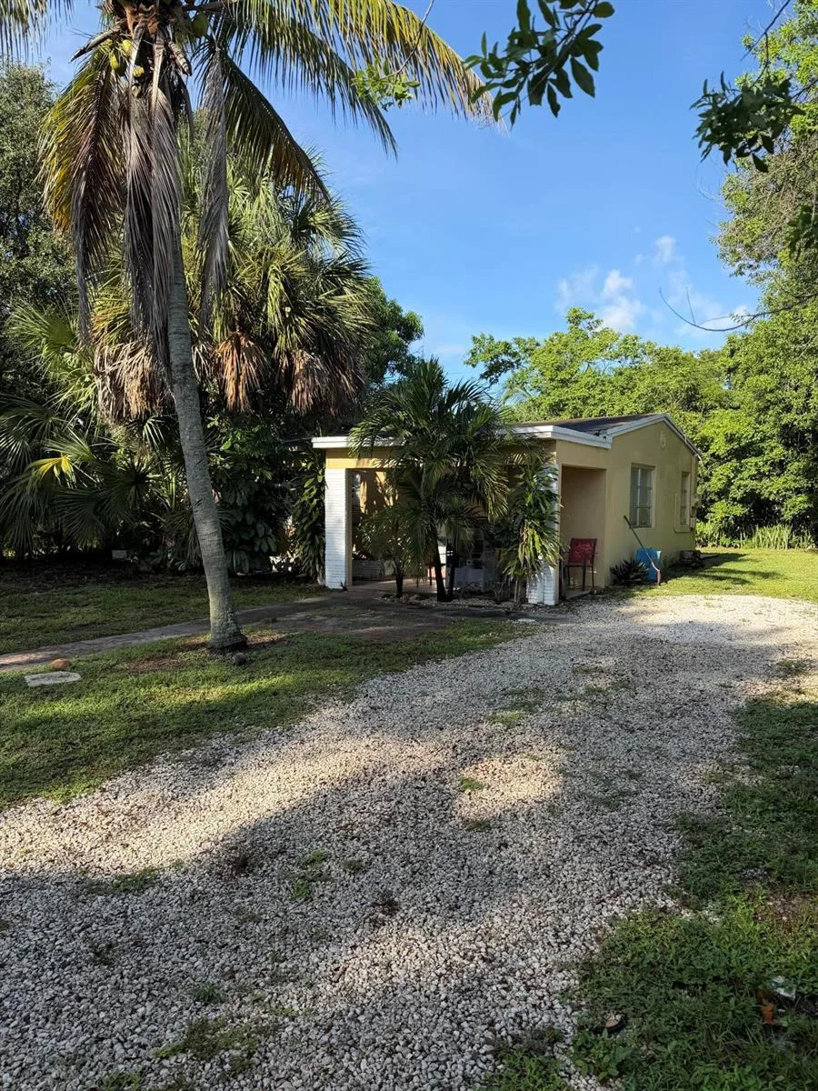 429 SW 22ND Terrace, Fort Lauderdale, FL 33312
