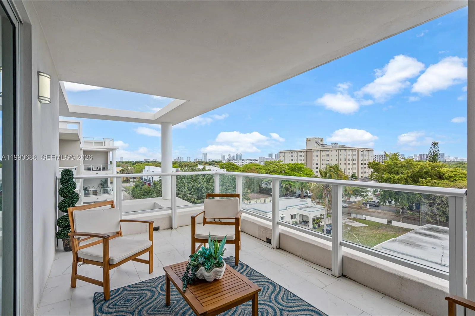1850 Monroe St # 308, Hollywood, FL 33020