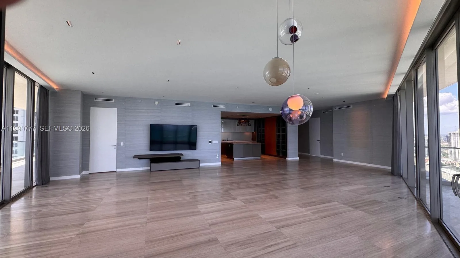 18975 Collins Ave # 2500, Sunny Isles Beach, FL 33160 photo 8